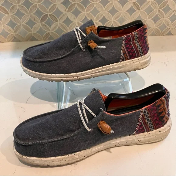 Hey Dude Shoes Wendy Funk Baja Navy Blue Denim Loafer Women's Size 7 - Picture 2 of 9